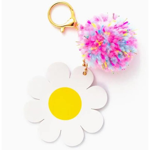 Taylor Elliott Accessories - Daisy Darling Keychain
